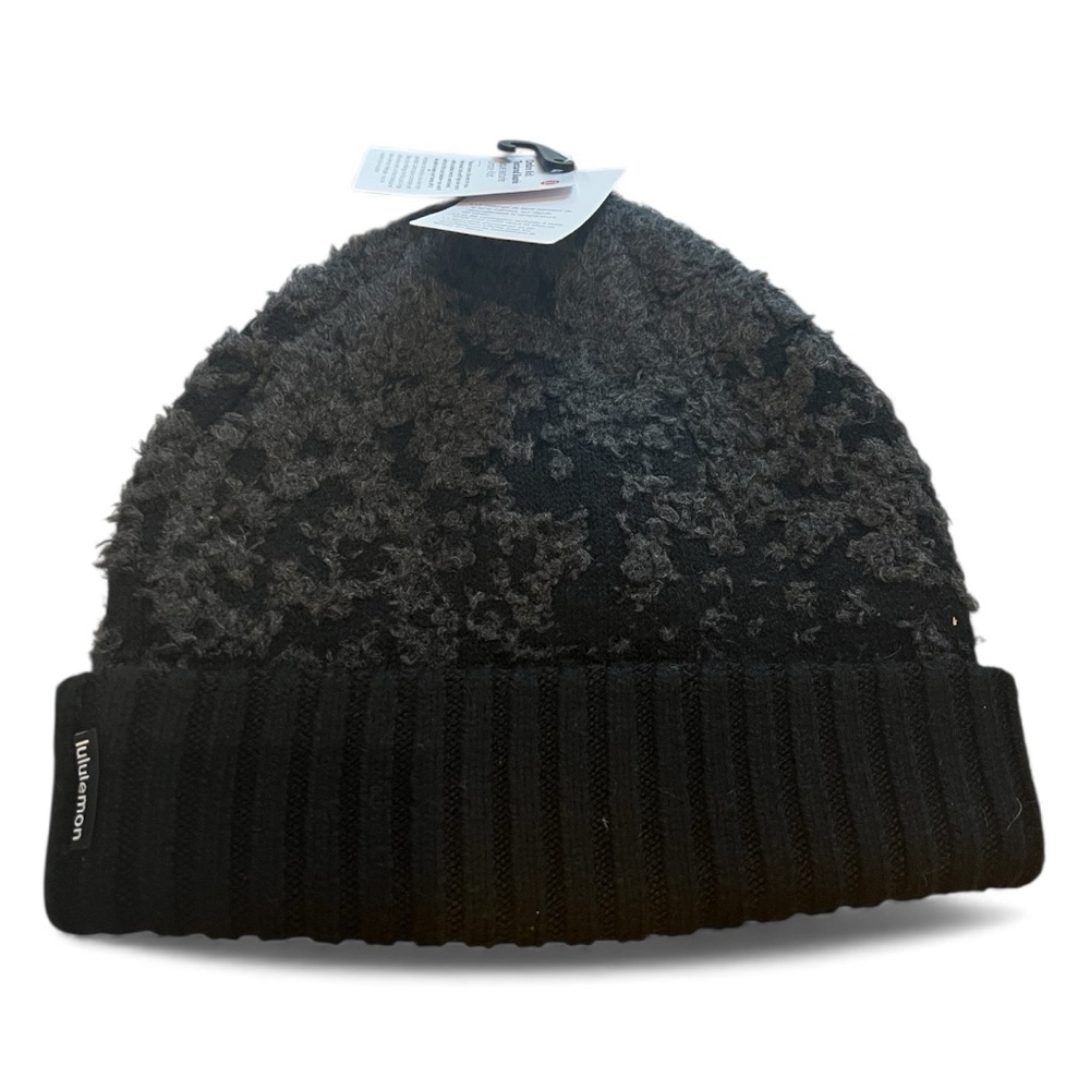 Lululemon Athletica Black Ombré Knit Textured Beanie NWT
